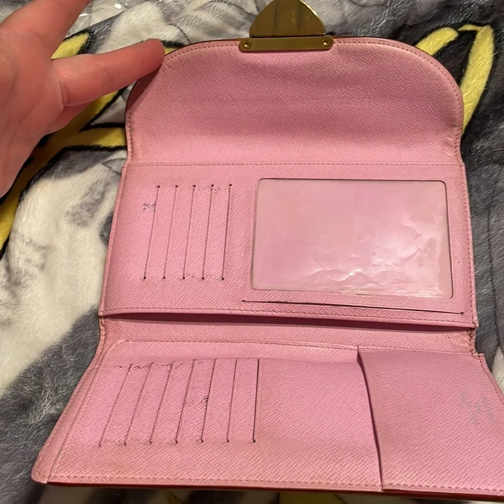 Louis Vuitton wallet - Picture 4 of 9